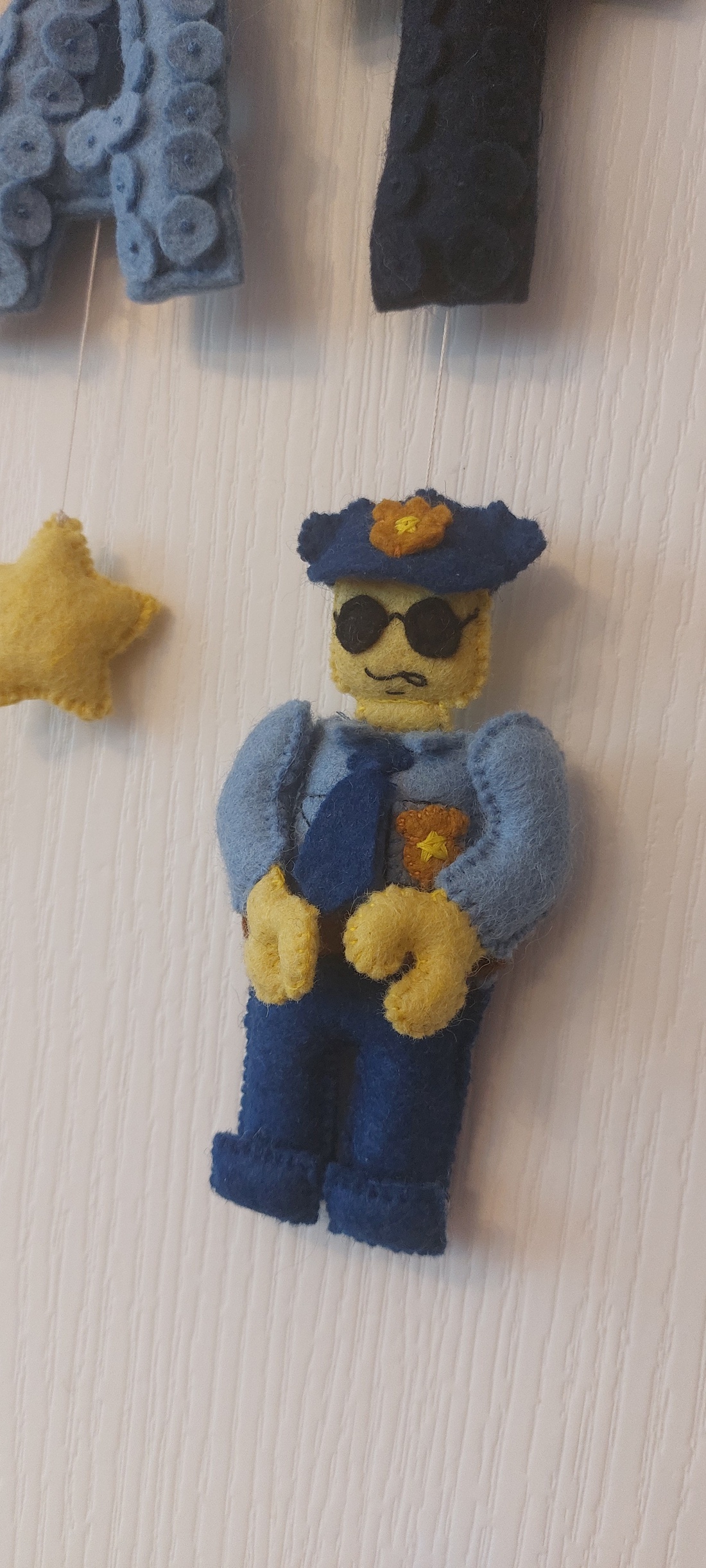 Ghirlanda personalizata cu nume. LEGO. Cadouri pentru copii. Decoratiuni handmade.Jucarii personalizate - casă & stil de viață - echipament pentru camera copiilor - decorațiuni de cameră - Artynos.ro