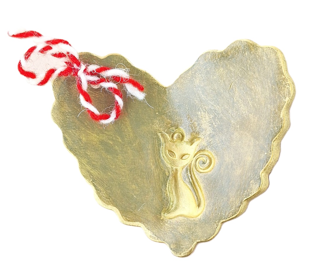 farfurioară inimioară cu fir de mărțișor - casă & stil de viață - decorațiuni de casă - decorațiuni de masă și rafturi - boluri decorative - Artynos.ro