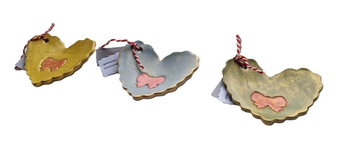 farfurioară inimioară cu fir de mărțișor - casă & stil de viață - decorațiuni de casă - decorațiuni de masă și rafturi - boluri decorative - Artynos.ro