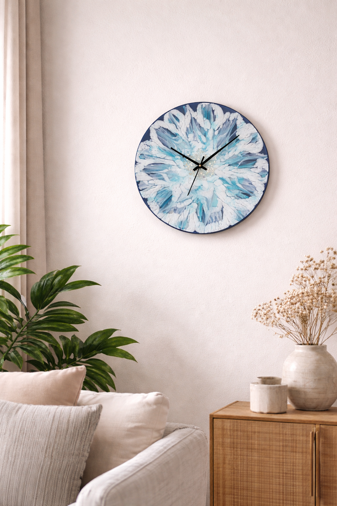 Ceas de perete handmade din rasina - casă & stil de viață - decorațiuni de casă - decorațiuni de pereți - ceasuri de perete - Artynos.ro