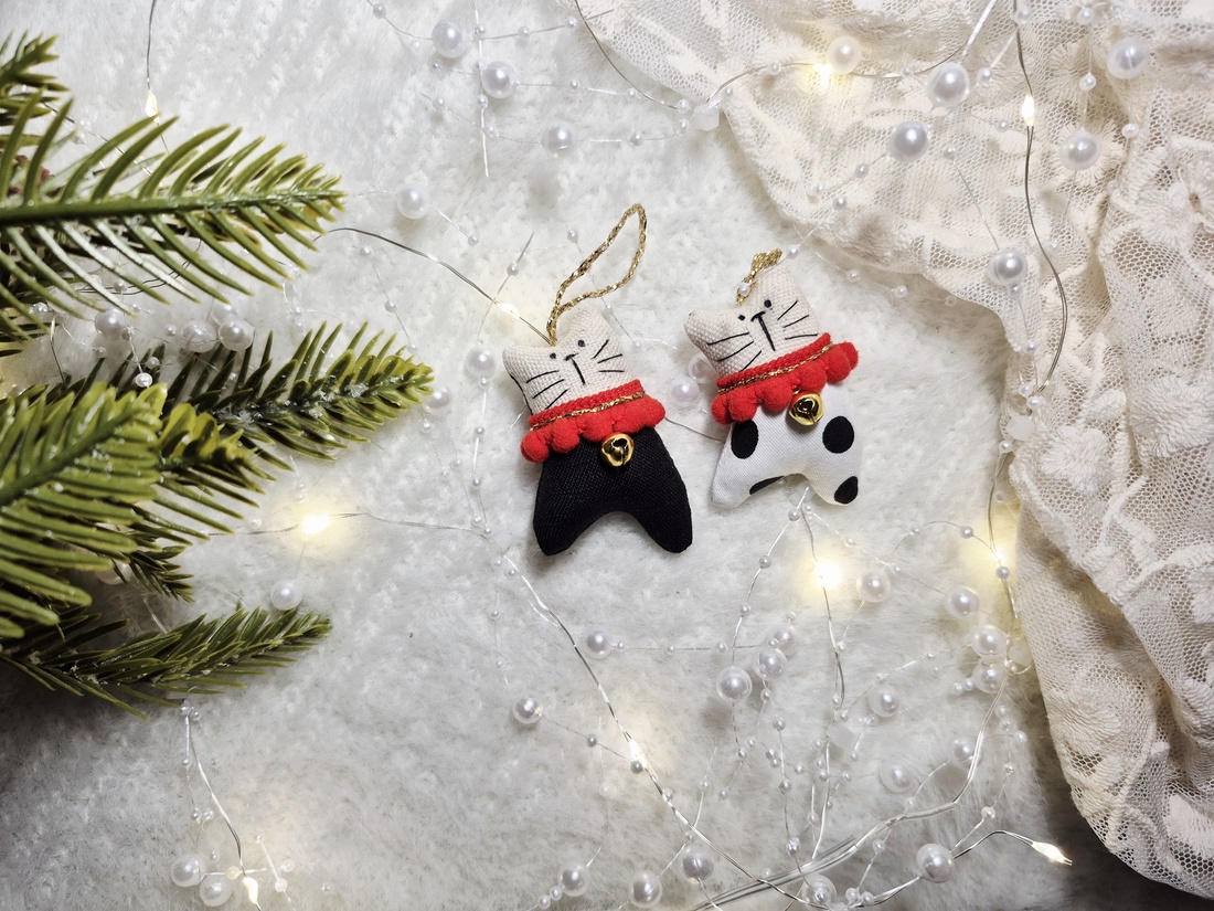 SET decoratiuni Craciun - Pisicute dansatoare  - crăciun - decorațiuni de crăciun de casă - figurine pentru pomul de crăciun - Artynos.ro