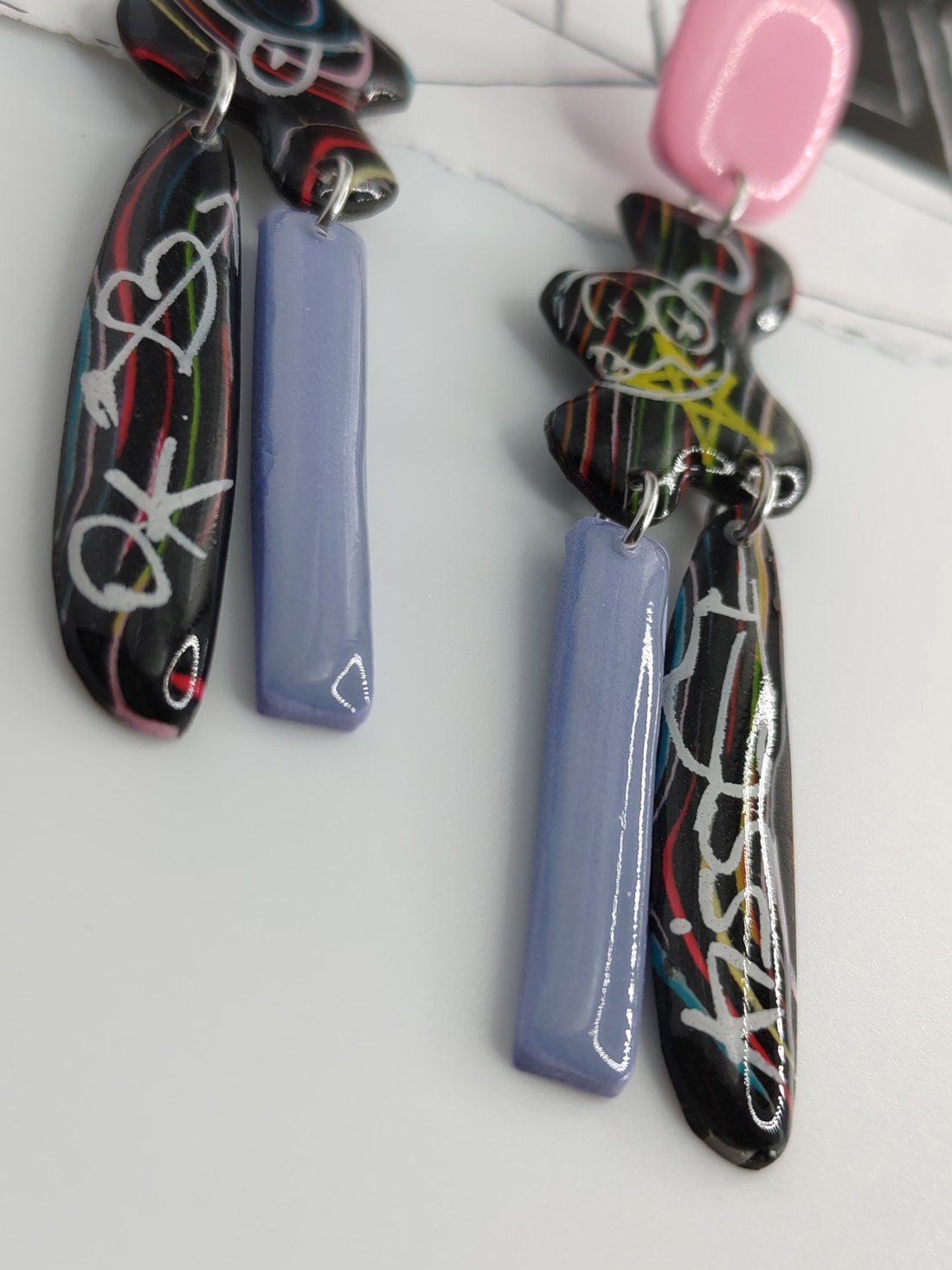 Cercei Grafitti - bijuterii - cercei - cercei hoops - Artynos.ro