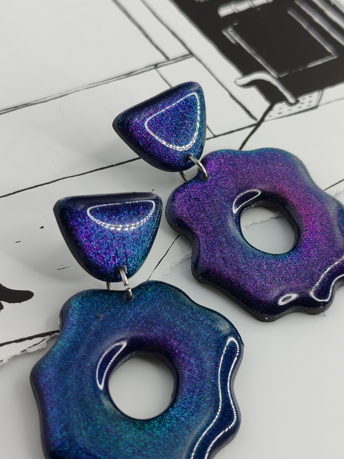 Cercei ParticulaChroma - bijuterii - cercei - cercei lungi - Artynos.ro