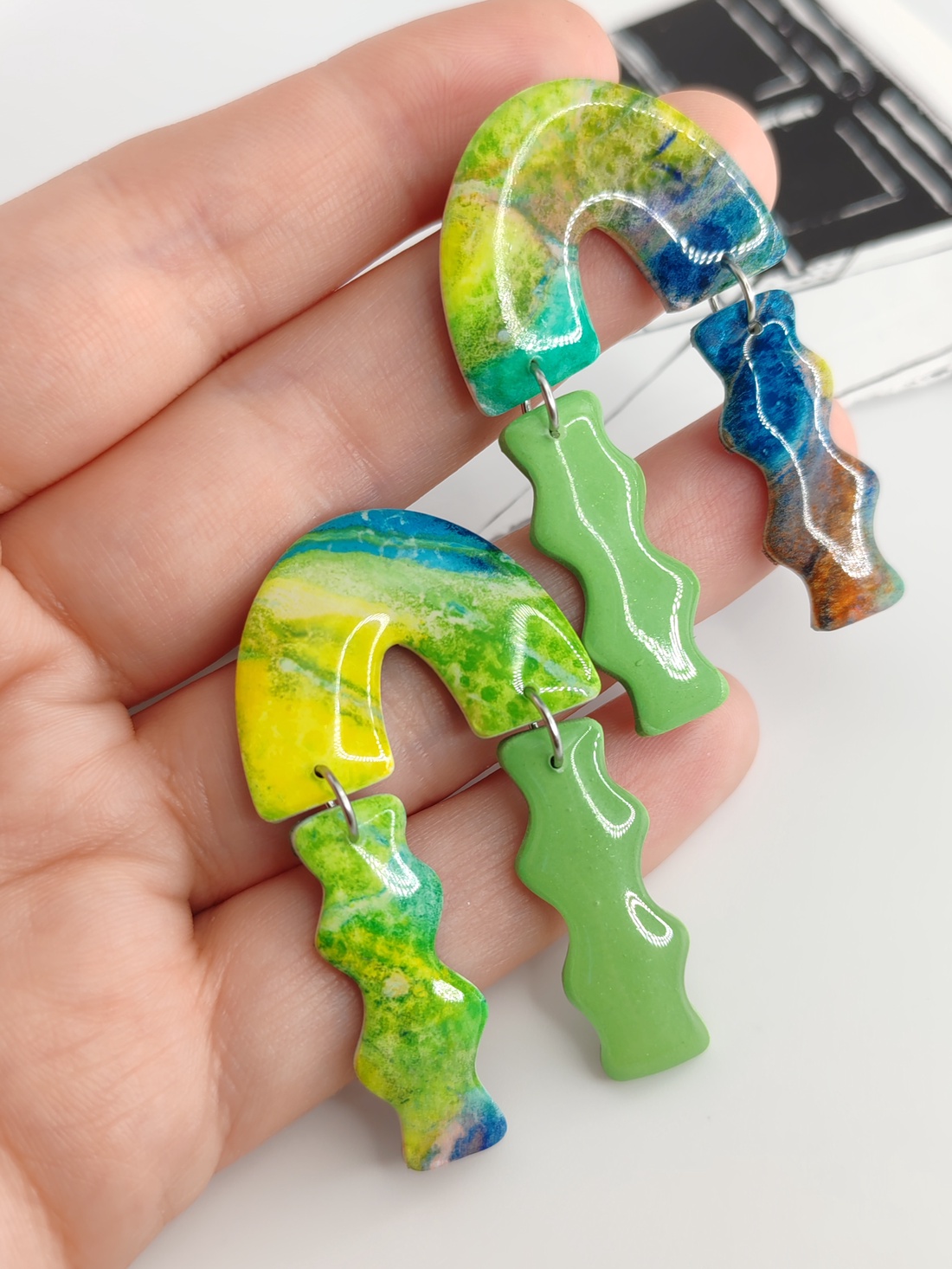 Cercei Spring in Pastel - bijuterii - cercei - cercei hoops - Artynos.ro