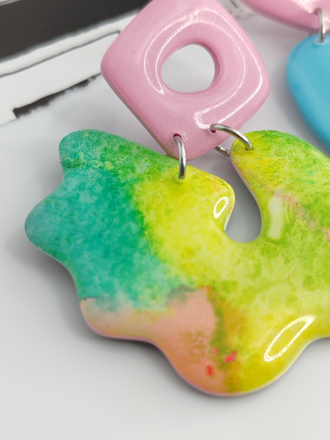 Cercei Spring in Pastel - bijuterii - cercei - cercei hoops - Artynos.ro