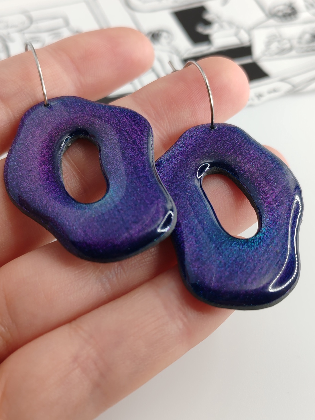 Cercei ParticulaChroma - bijuterii - cercei - cercei lungi - Artynos.ro