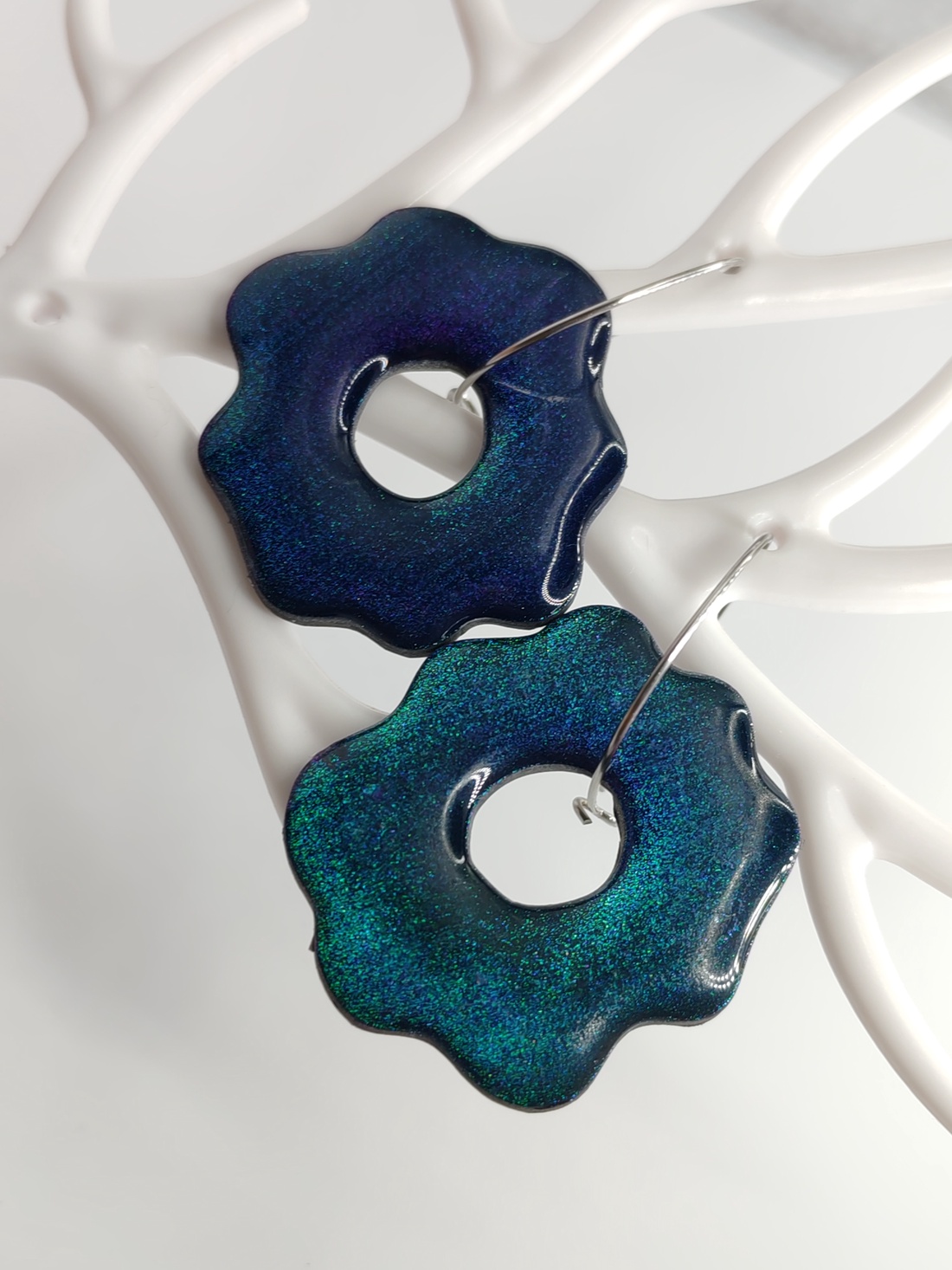 Cercei ParticulaChroma - bijuterii - cercei - cercei lungi - Artynos.ro