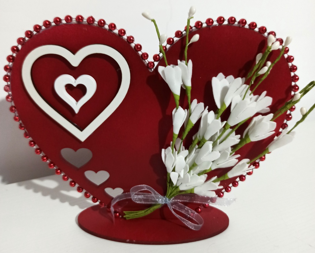 Inimă Din Lemn Roșie Cu Ghiocei - casă & stil de viață - decorațiuni de casă - decorațiuni de masă și rafturi - decorațiuni de masă - Artynos.ro