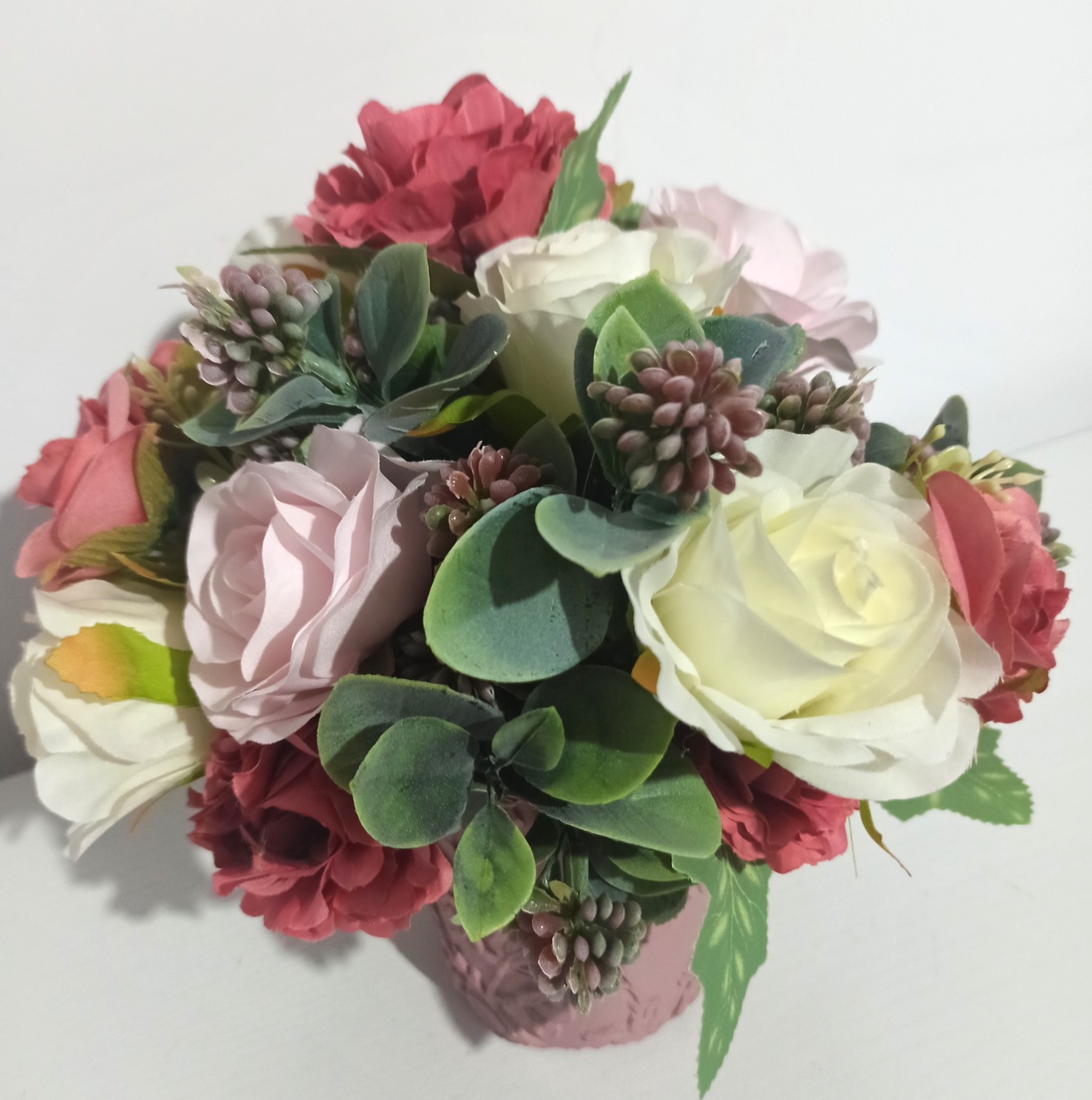 Ghiveci Ceramică Roz Cu Trandafirași Roz și Albi - casă & stil de viață - decorațiuni de casă - decorațiuni de masă și rafturi - boluri decorative - Artynos.ro