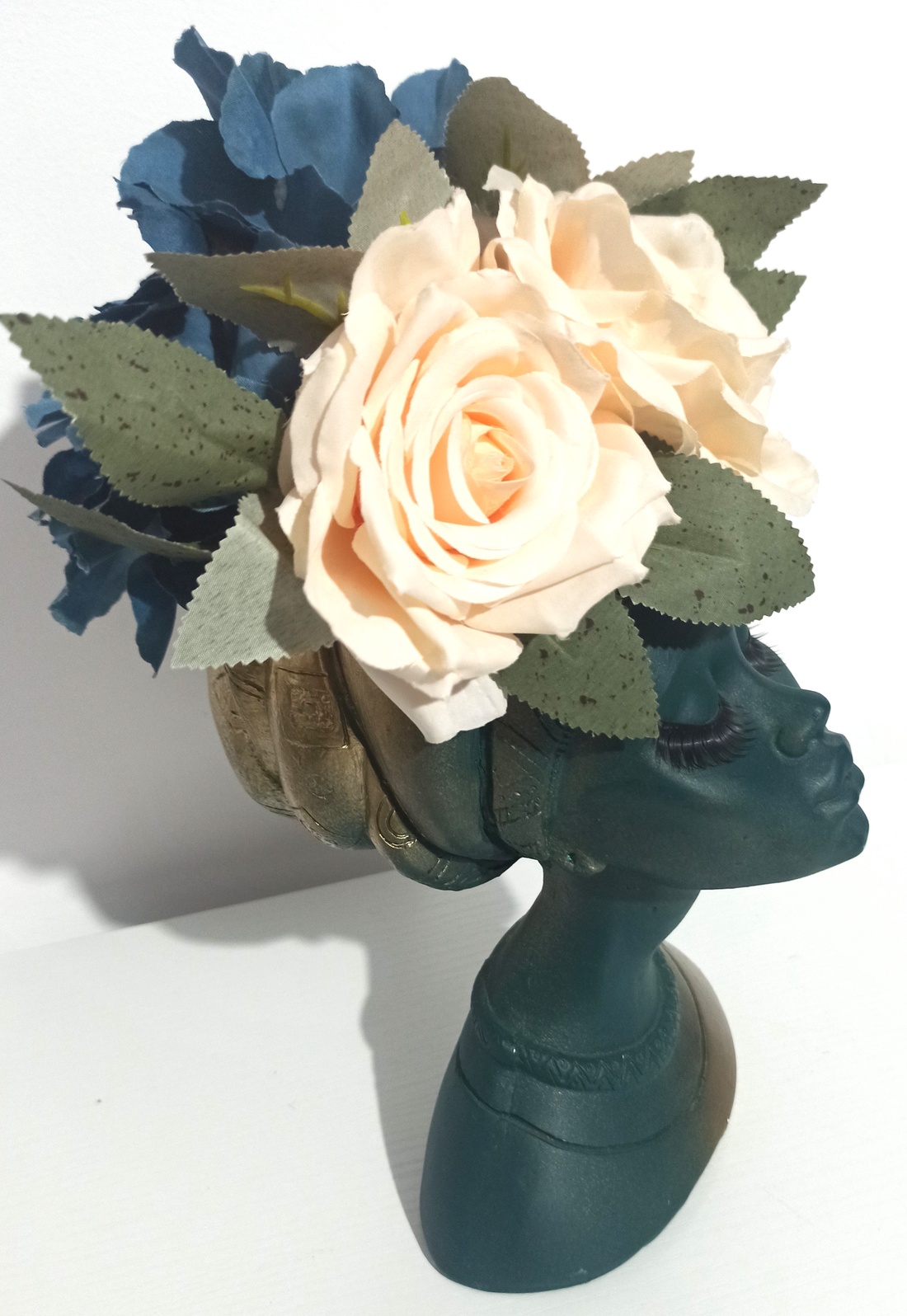 MARICA DIN CERAMICĂ CU GENE, TRANDAFIRI ȘI HORTENSIE - casă & stil de viață - decorațiuni de casă - decorațiuni de masă și rafturi - boluri decorative - Artynos.ro