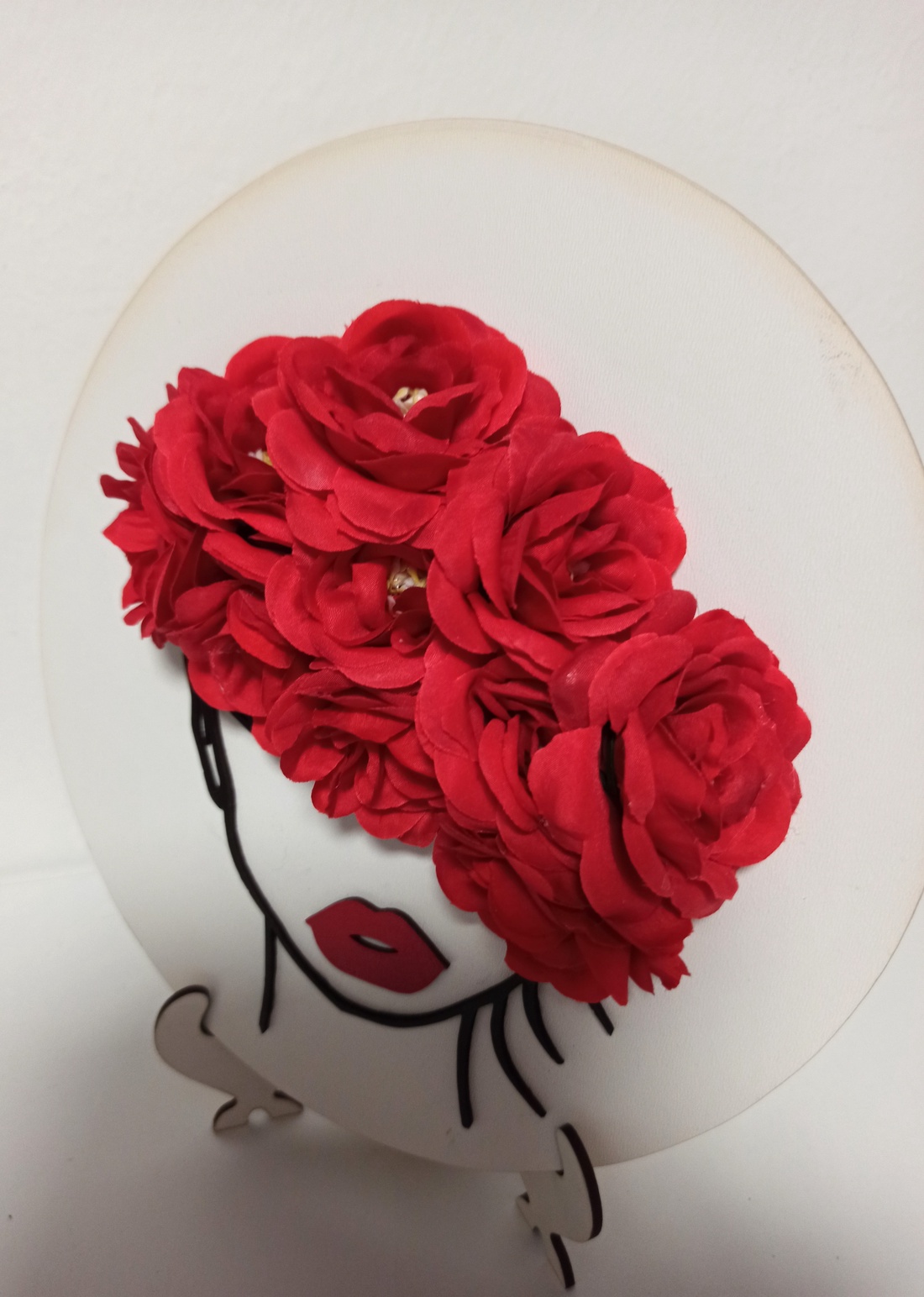 Blank Mdf Cap De Fată Cu Flori Roșii - casă & stil de viață - decorațiuni de casă - decorațiuni de pereți - placă decorativă - Artynos.ro