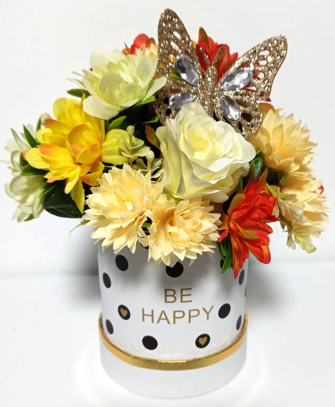 Cutie Albă Cu Buline Negre și Floricele Galbene - casă & stil de viață - decorațiuni de casă - accesorii florale - cutii cu flori - Artynos.ro