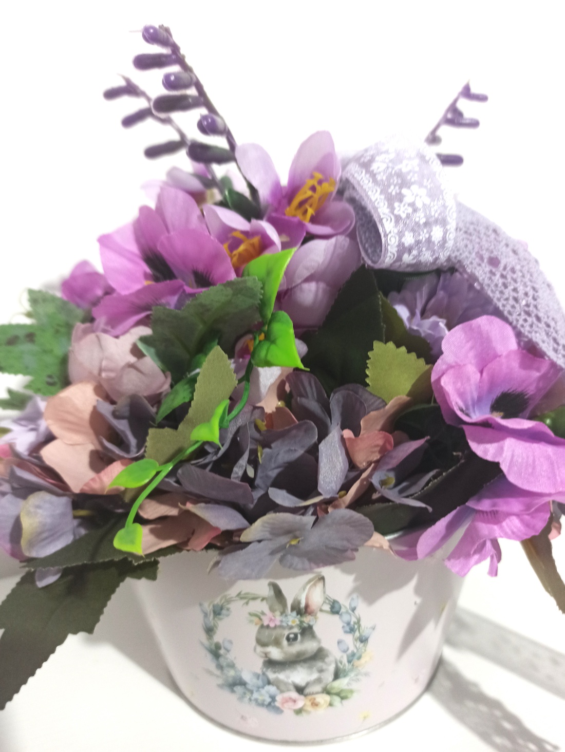 Ghiveci Cu Toartă și Flori Mov - casă & stil de viață - decorațiuni de casă - accesorii florale - cutii cu flori - Artynos.ro