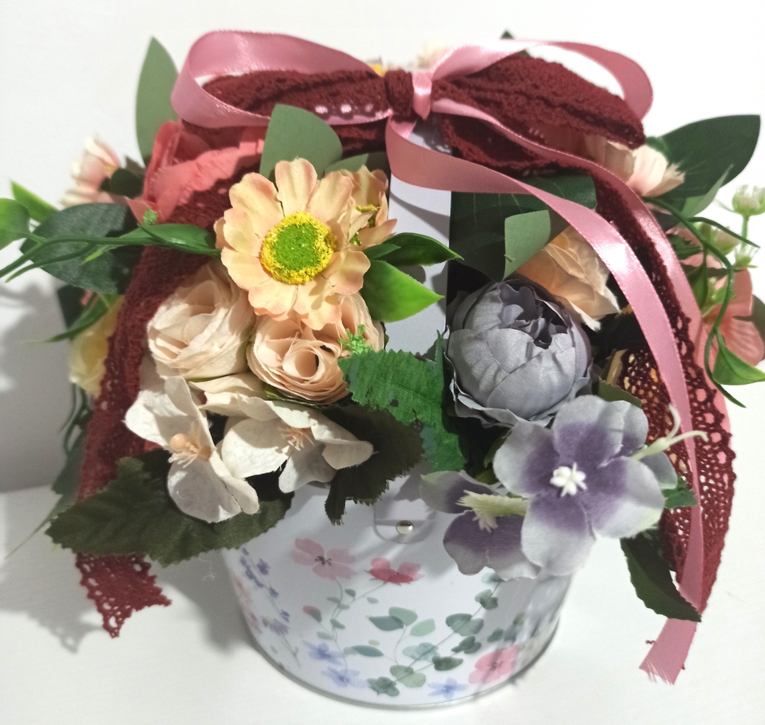 GHIVECI HAPPY EASTER CU FLORI MOV, ROZ, GRENA - casă & stil de viață - decorațiuni de casă - accesorii florale - cutii cu flori - Artynos.ro