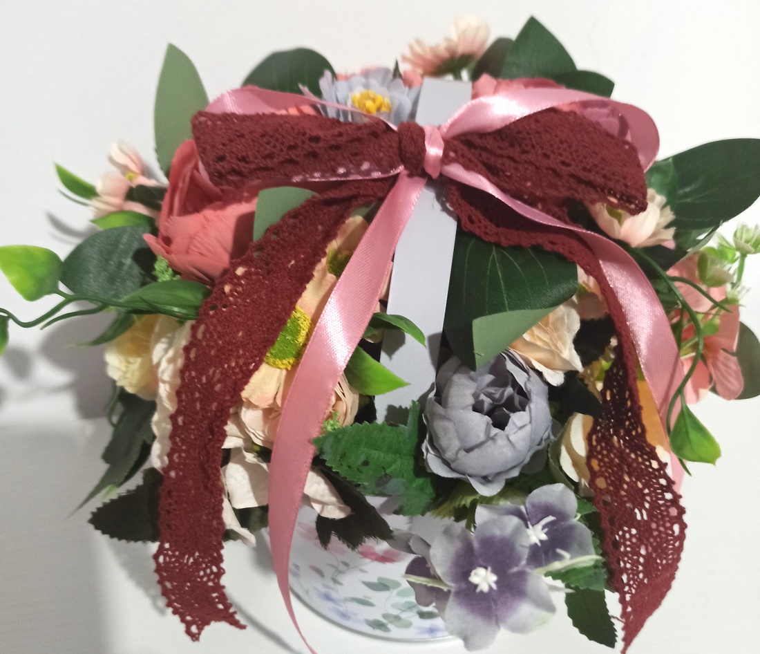 GHIVECI HAPPY EASTER CU FLORI MOV, ROZ, GRENA - casă & stil de viață - decorațiuni de casă - accesorii florale - cutii cu flori - Artynos.ro