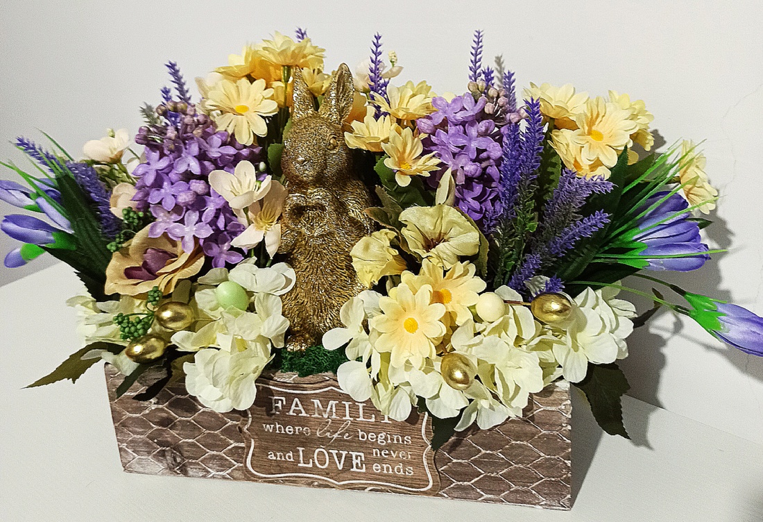 Cutie Family cu iepure lavandă și liliac - decor de sărbători - decorațiuni de paște - alte creații de paște - Artynos.ro