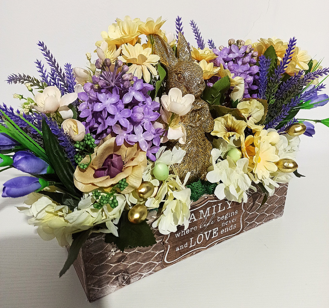 Cutie Family cu iepure lavandă și liliac - decor de sărbători - decorațiuni de paște - alte creații de paște - Artynos.ro