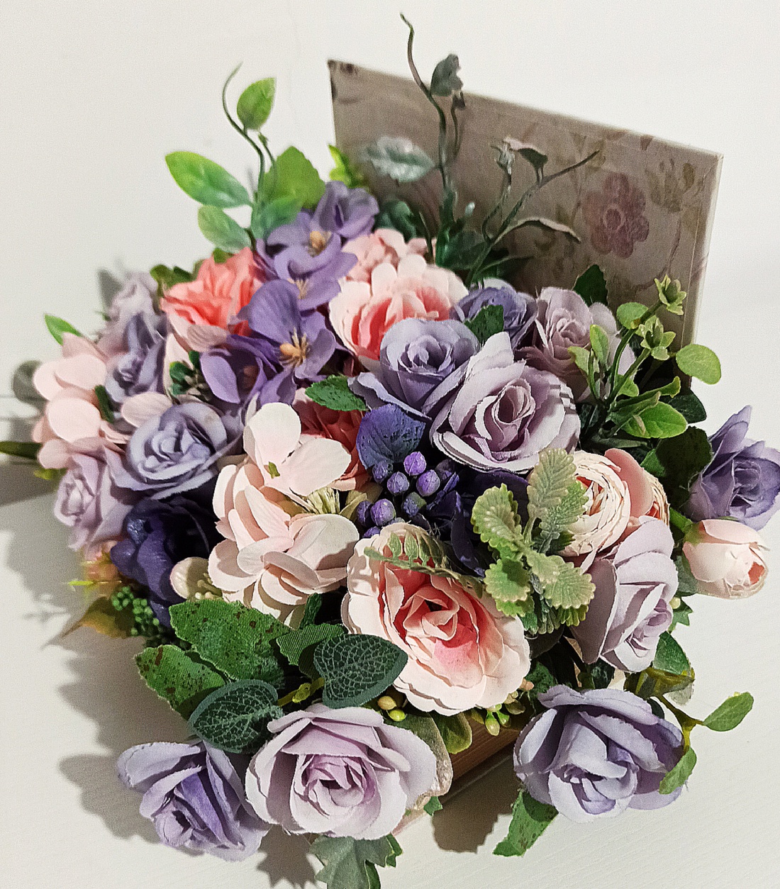 Carte cu floricele mov, lila - casă & stil de viață - decorațiuni de casă - accesorii florale - cutii cu flori - Artynos.ro