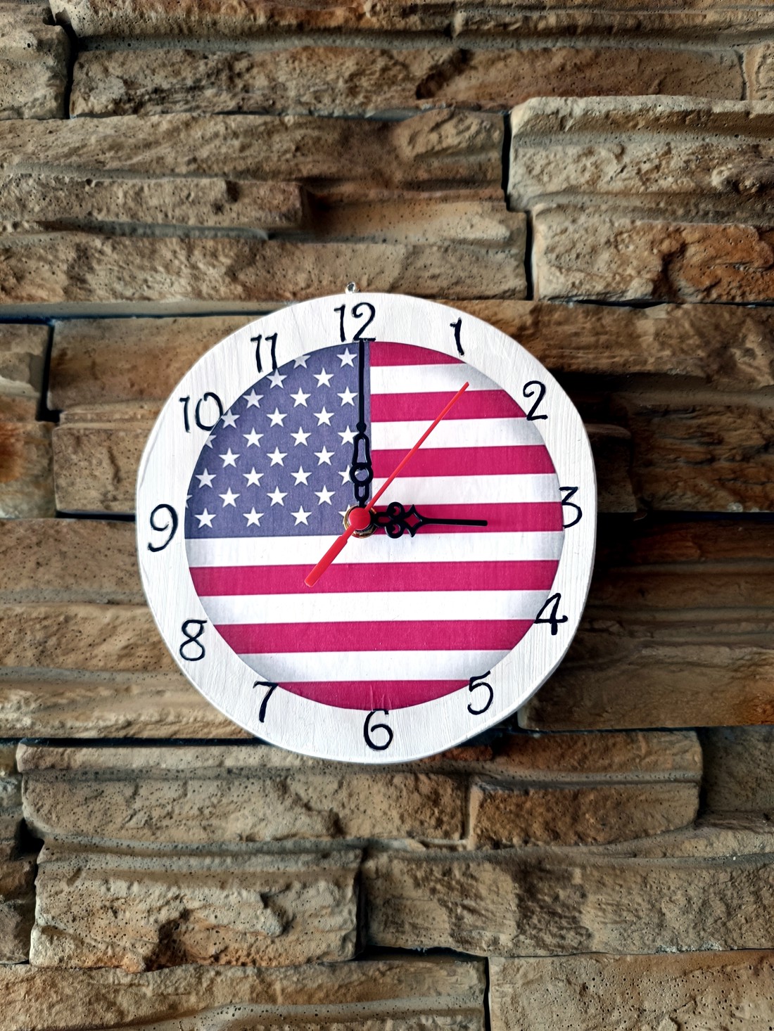 Ceas de perete din lemn în stil american -  - Artynos.ro