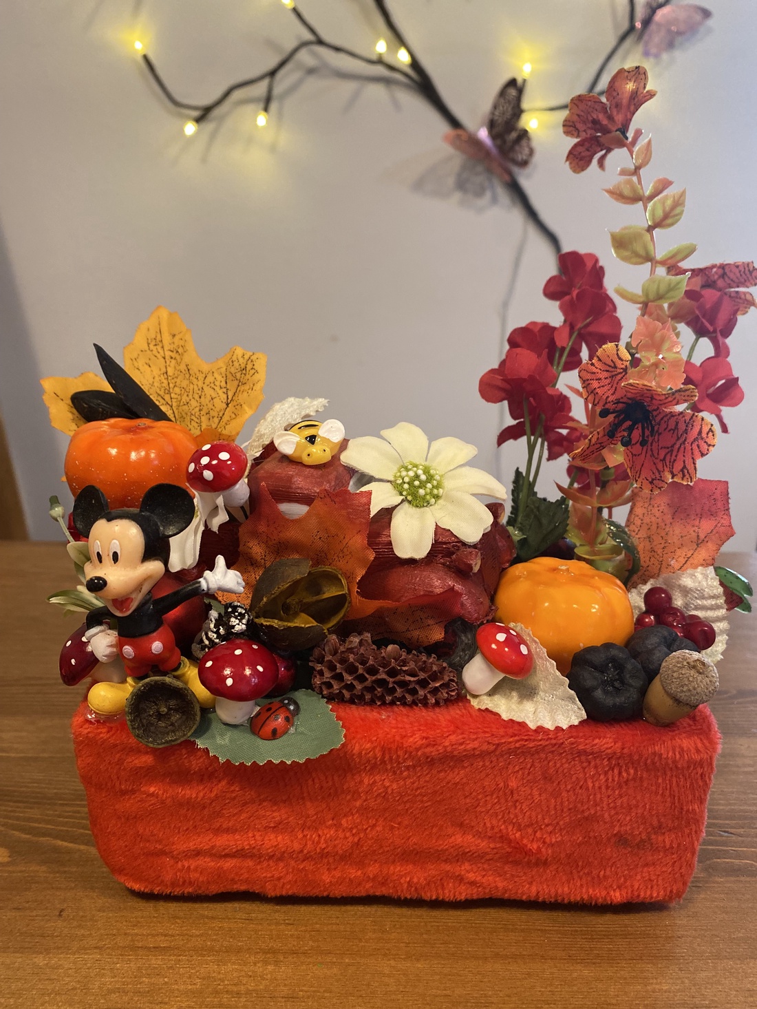 Disney Decor Mickey mouse - casă & stil de viață - accesorii pentru decorat casa - halloween - tot ce ai nevoie pentru petrecere! - ornamente de halloween - Artynos.ro Disney Decor Mickey mouse - casă & stil de viață - accesorii pentru decorat casa - halloween - tot ce ai nevoie pentru petrecere! - ornamente de halloween - Artynos.ro