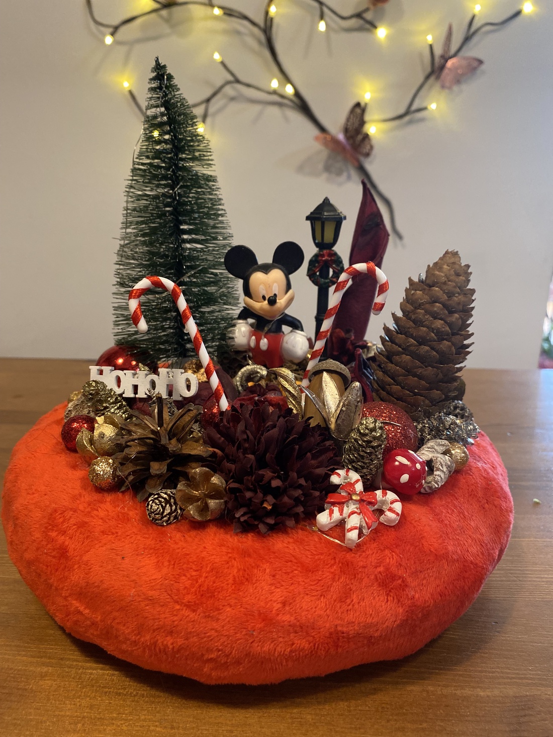 Disney mickey decor de Crăciun - accesorii de crăciun - decorațiuni de crăciun de casă - decorațiuni pentru casă de crăciun - Artynos.ro Disney mickey decor de Crăciun - accesorii de crăciun - decorațiuni de crăciun de casă - decorațiuni pentru casă de crăciun - Artynos.ro