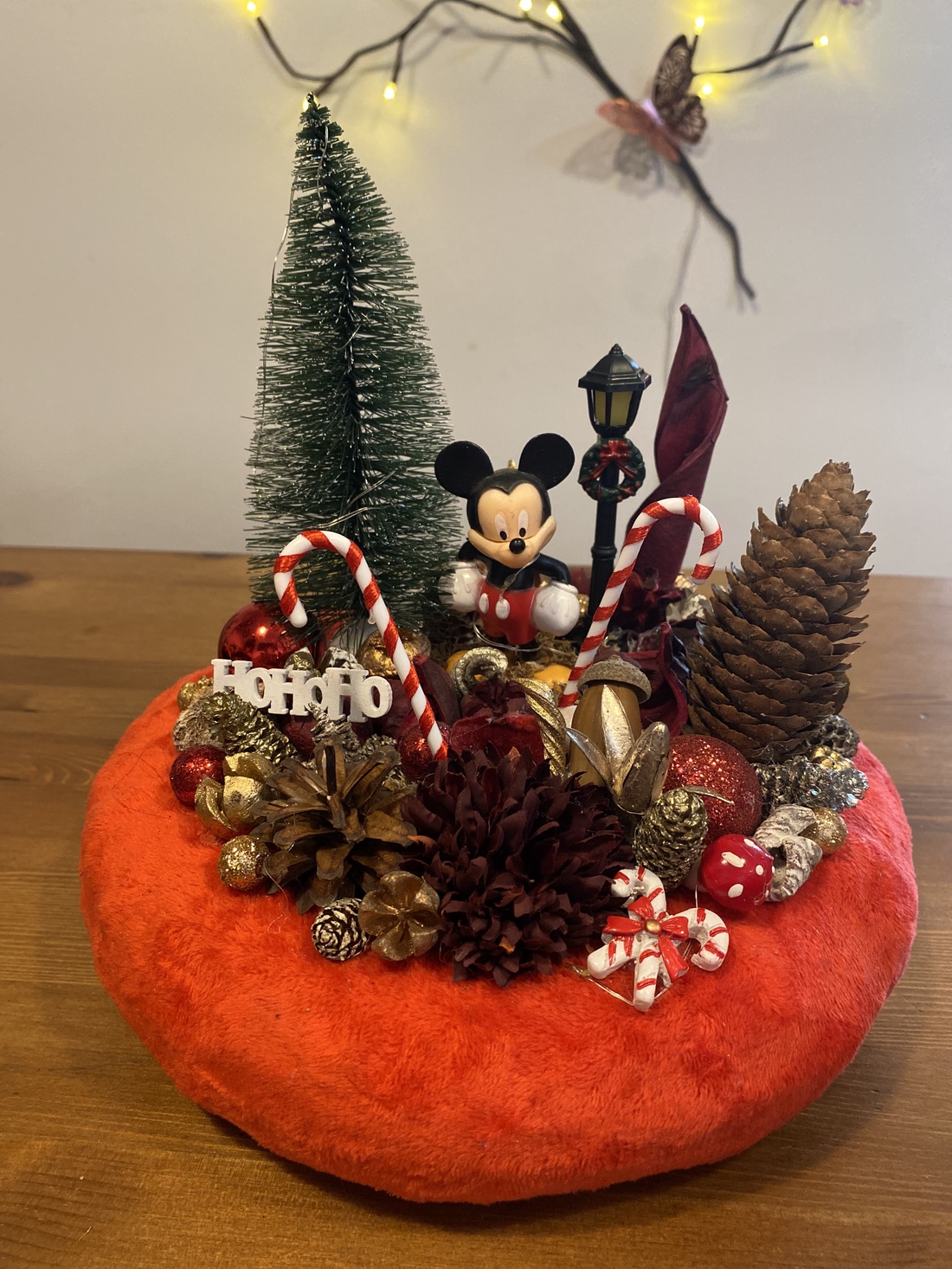 Disney mickey decor de Crăciun - accesorii de crăciun - decorațiuni de crăciun de casă - decorațiuni pentru casă de crăciun - Artynos.ro Disney mickey decor de Crăciun - accesorii de crăciun - decorațiuni de crăciun de casă - decorațiuni pentru casă de crăciun - Artynos.ro