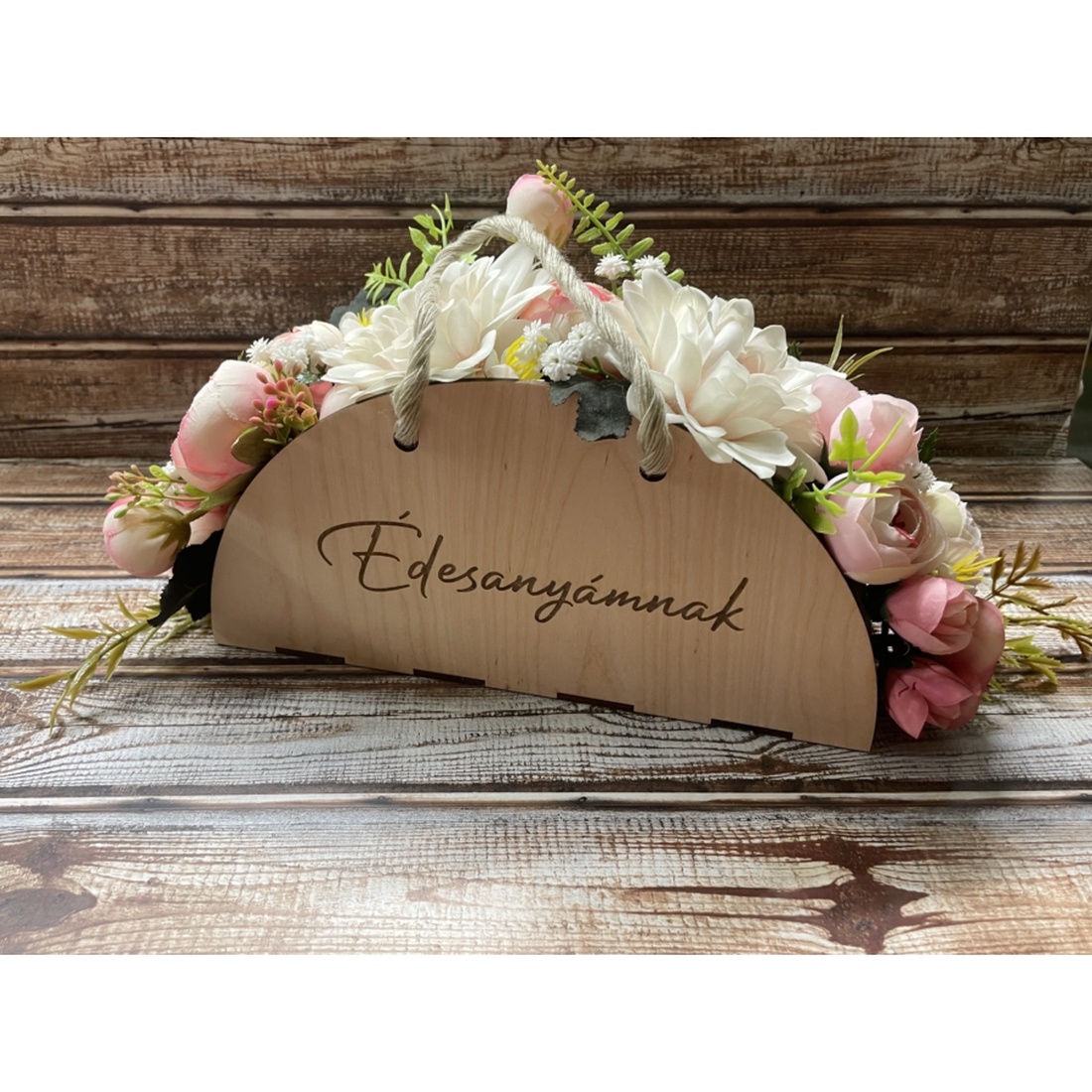 Cutie cu flori pentru felicitări părinte-copil, formă reticulară retro, pentru mamă, bunică - accesorii nuntă - amintiri și cadouri de nuntă - cadouri de bun venit nuntă - Artynos.ro Cutie cu flori pentru felicitări părinte-copil, formă reticulară retro, pentru mamă, bunică - accesorii nuntă - amintiri și cadouri de nuntă - cadouri de bun venit nuntă - Artynos.ro