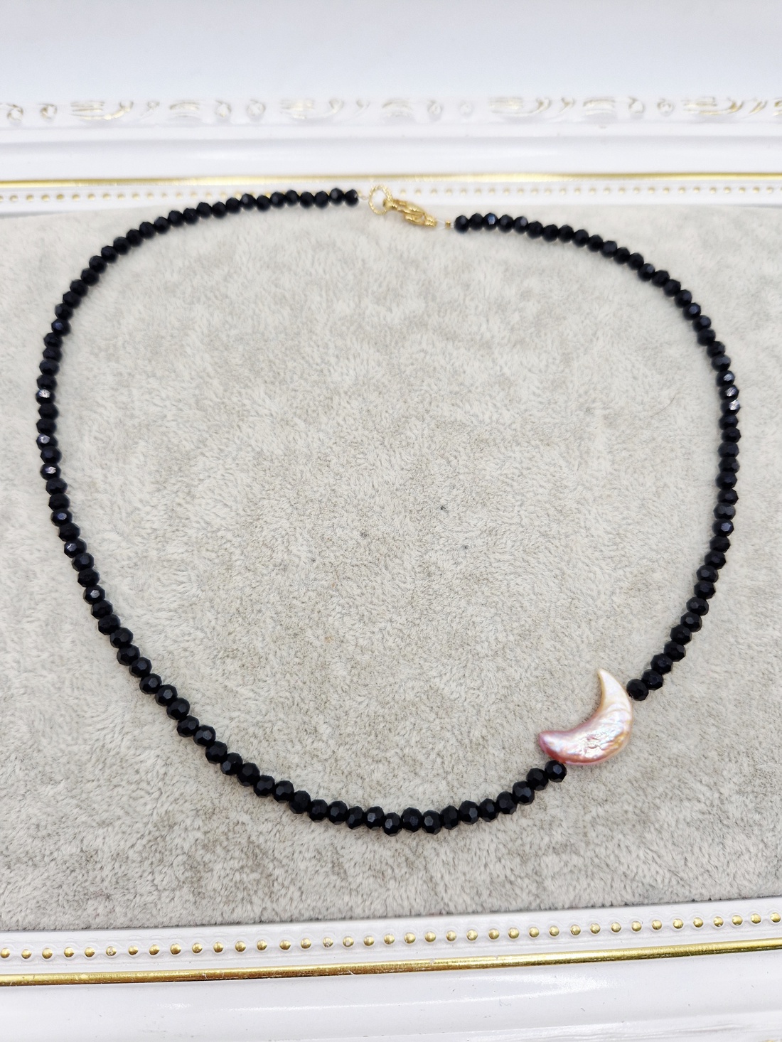 Choker Cristale Perla naturala semiluna - bijuterii - coliere - coliere din perle - Artynos.ro