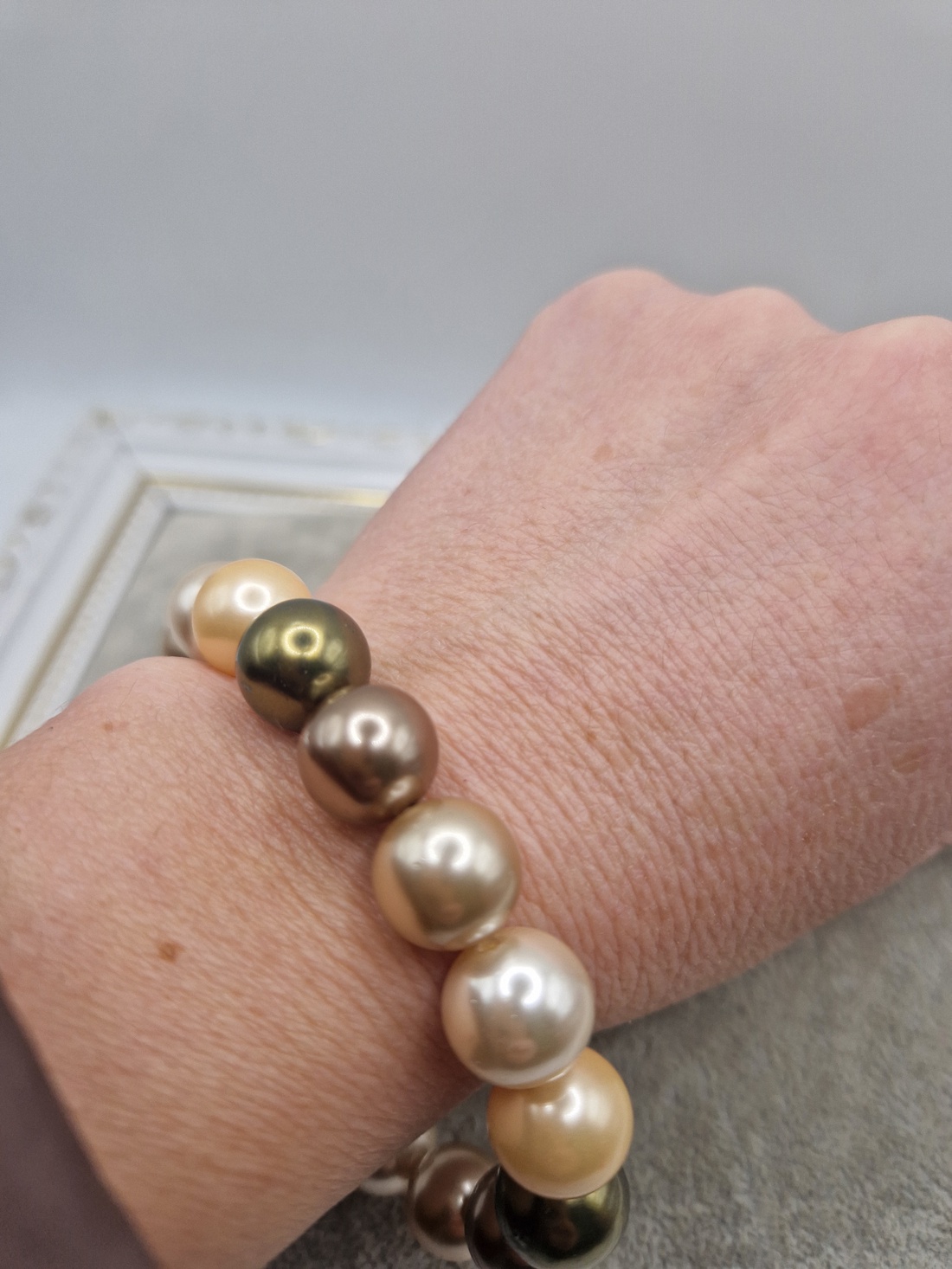 Bratara  Perle tip Mallorca Kaki - bijuterii - brățări - brățări din perle - Artynos.ro