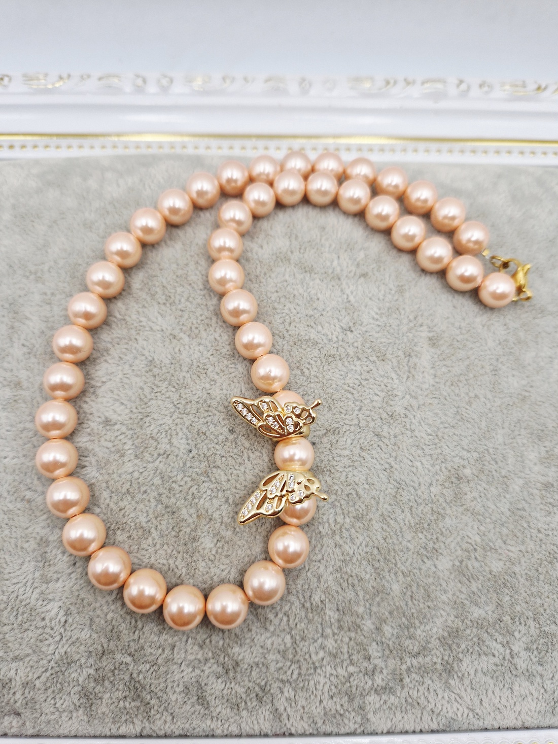 Choker Perle tip Mallorca Fluture - bijuterii - coliere - coliere din perle - Artynos.ro