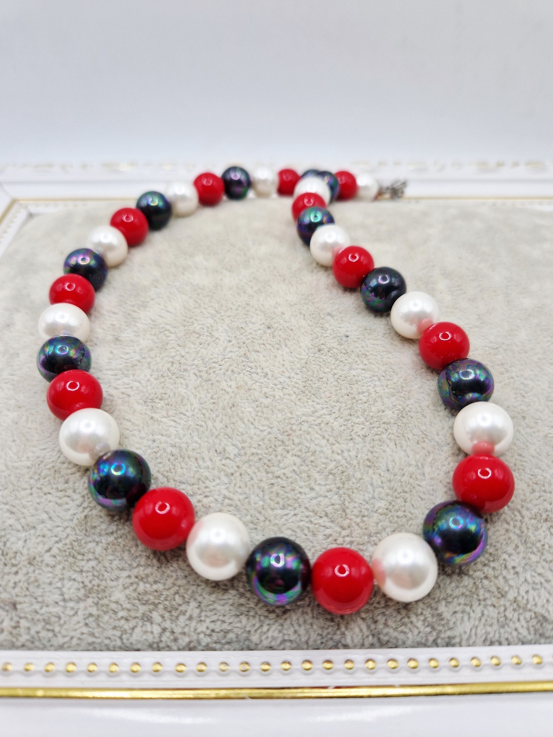 Colier Perle tip Mallorca 3 culori - bijuterii - coliere - coliere din perle - Artynos.ro