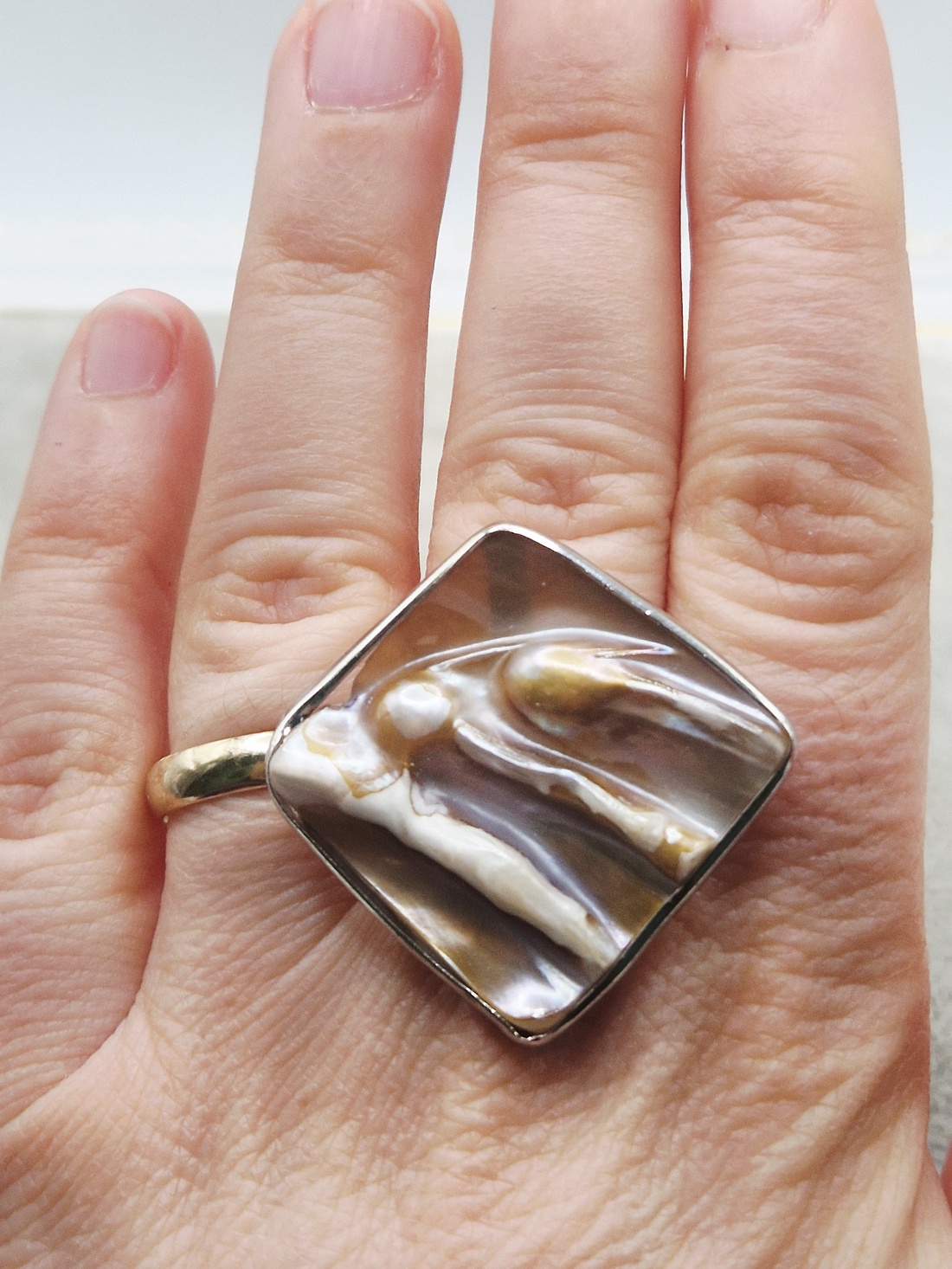 Inel reglabil, patrat, scoică cu perlă - bijuterii - inele - inele cu perle - Artynos.ro