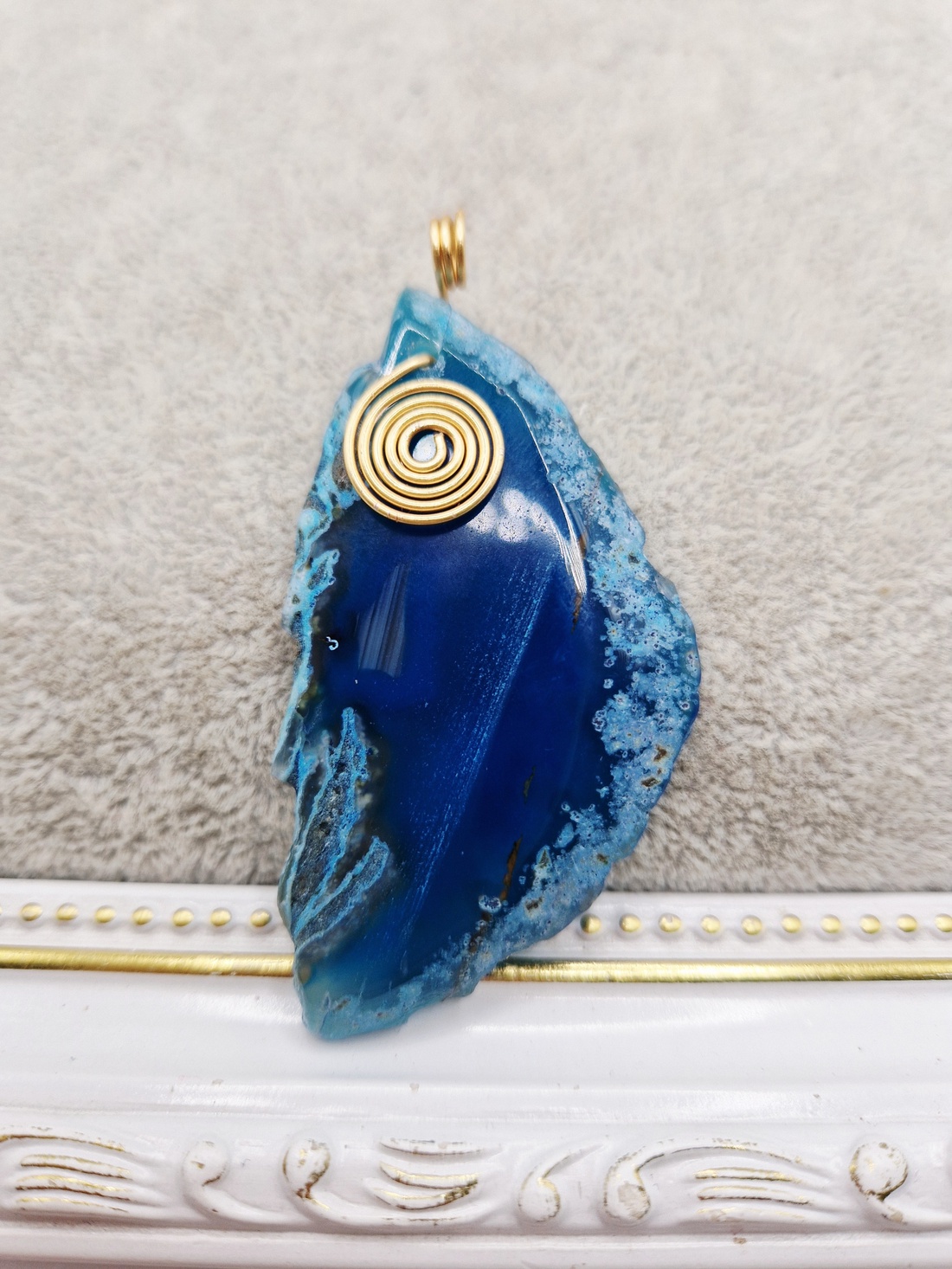 Pandantiv Agata albastra cu anou 58x33mm - accessorii și unelte - accesorii pentru bijuterii - Artynos.ro