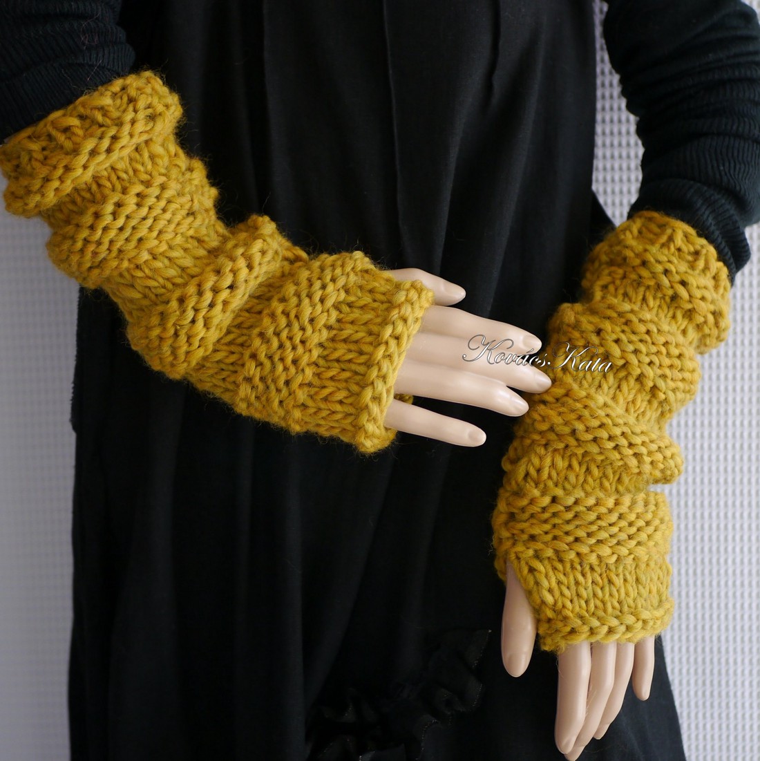BOSZI-KESZTYŰ - incălzitor de mână / curry - îmbrăcăminte și modă - eșarfe, pălării, fularuri - mănușă - Artynos.ro