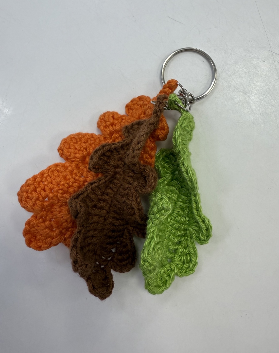 Breloc Frunze de toamnă - geantă și husă - accesorii genți - breloc - Artynos.ro