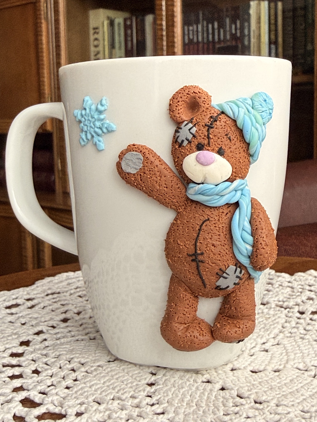 Cana cu decor lucrat manual Ursuleț - casă & stil de viață - accesorii pentru echipamente de bucătărie - accesorii de servire - căni - Artynos.ro