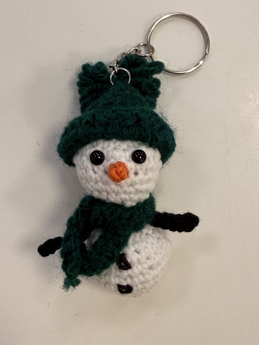 Breloc crosetat manual Om d zapada - genți și portofele - accesorii genți - breloc - Artynos.ro