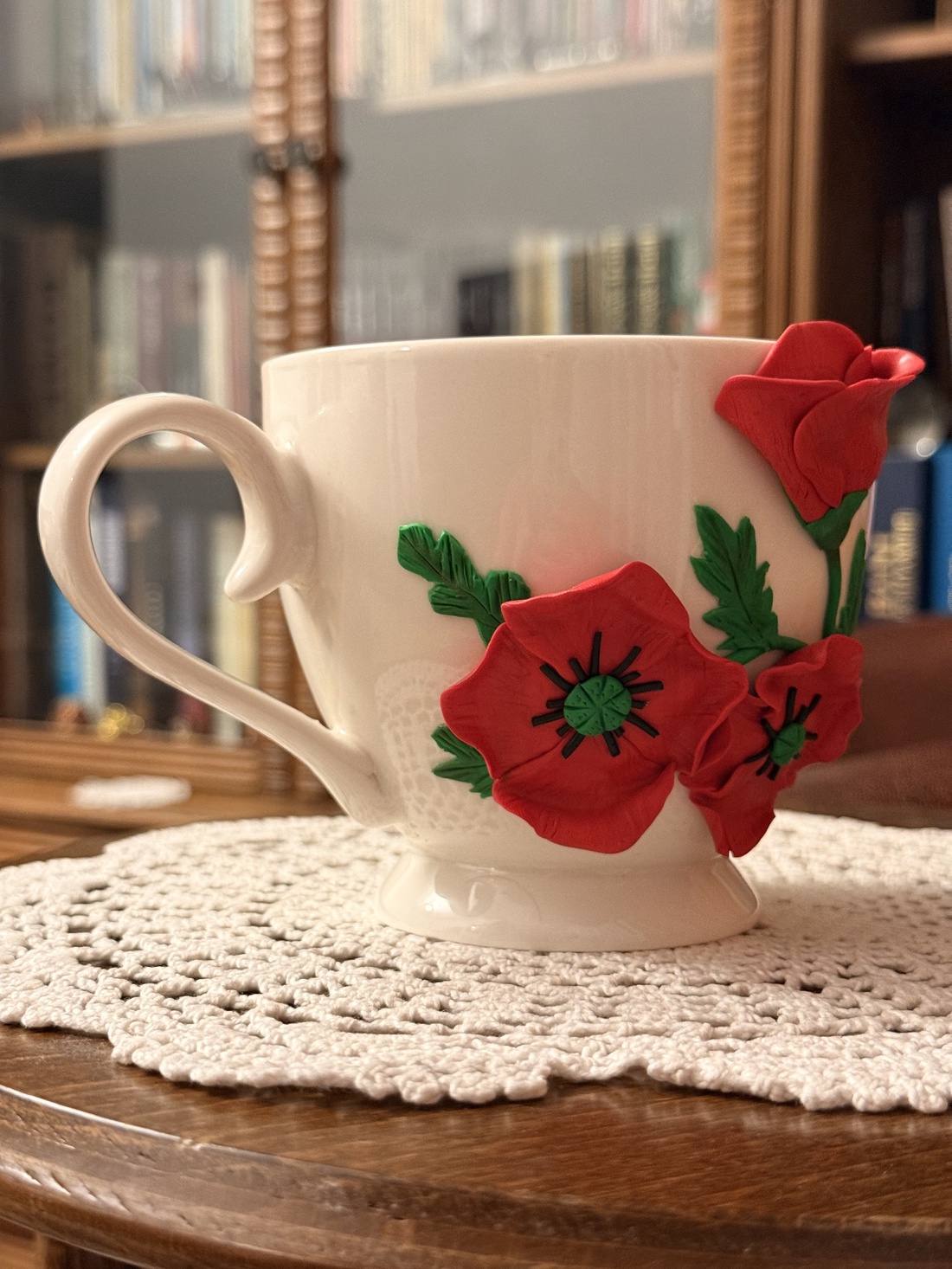 Cana cu decor lucrat manual �Buchet Maci - casă & stil de viață - echipamente de bucătărie - accesorii de servire - căni - Artynos.ro