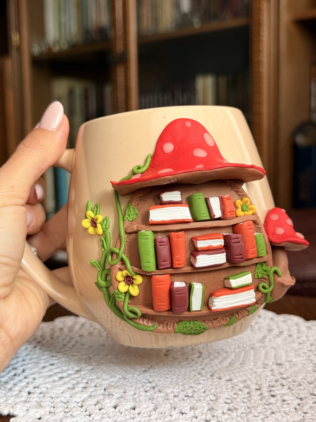 Cana cu decor de toamnă lucrat manual - casă & stil de viață - echipamente de bucătărie - accesorii de servire - căni - Artynos.ro