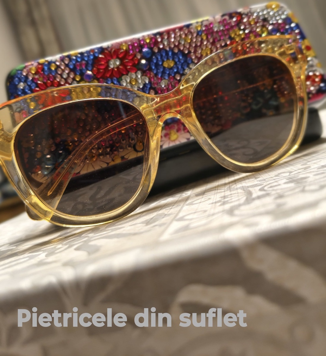 Etui ochelari - genți și portofele - portofele, huse, suporturi - suport de ochelari - Artynos.ro