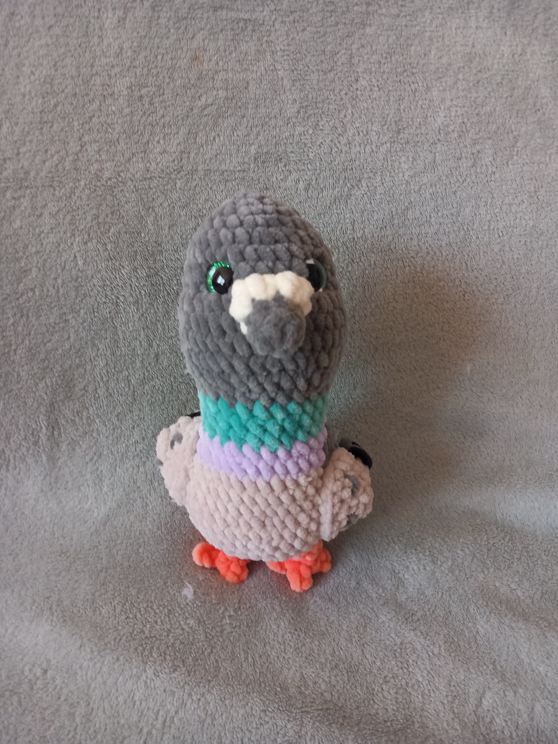 Porumbel de pluș - jucării și echipamente pentru copii - plușuri - figurine de pluș - Artynos.ro