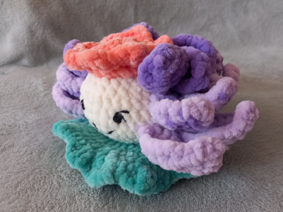 Floare de lotus, 8 cm - jucării și echipamente pentru copii - plușuri - figurine de pluș - Artynos.ro