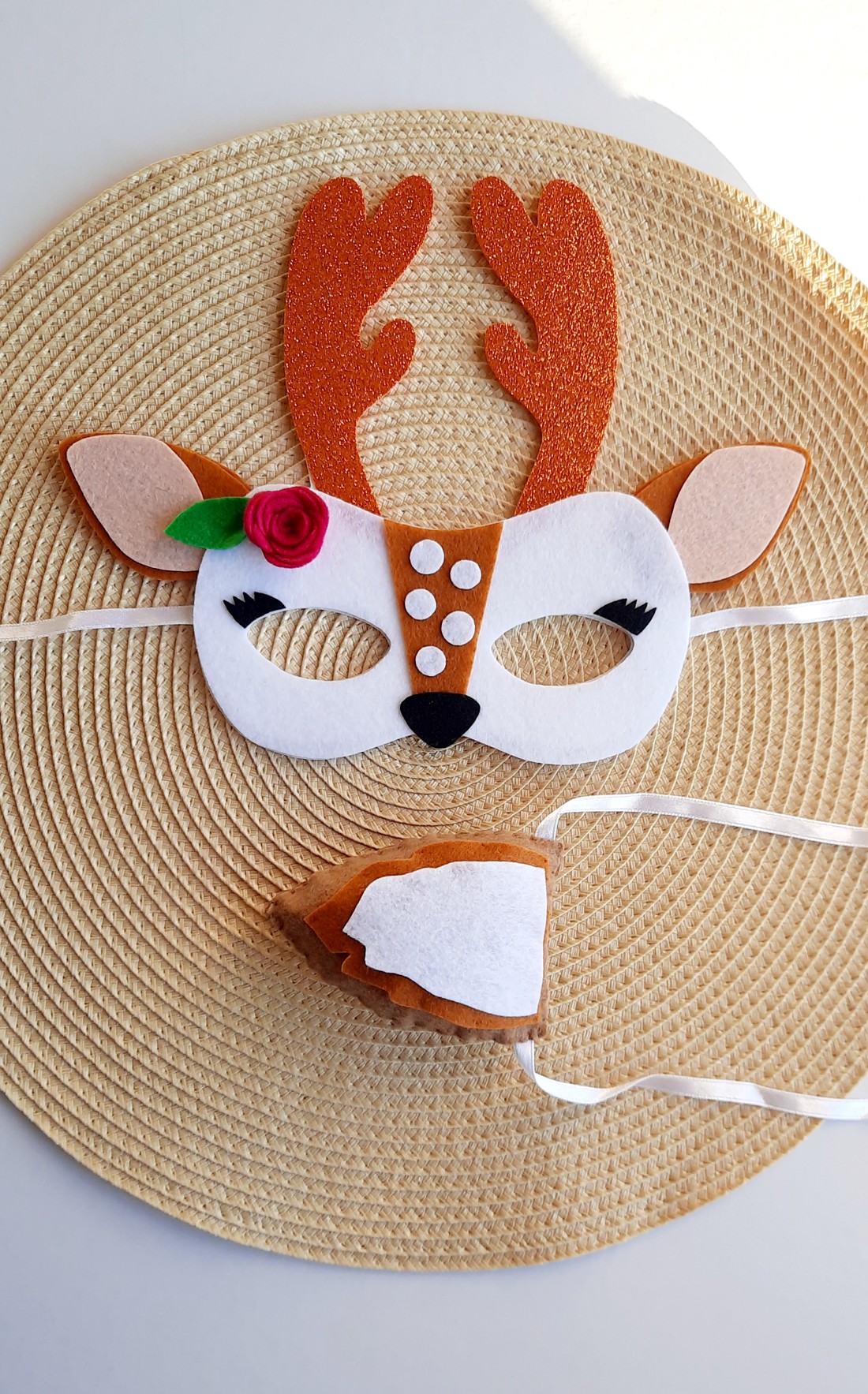 Costum antic de carnaval pentru fete -  - Artynos.ro