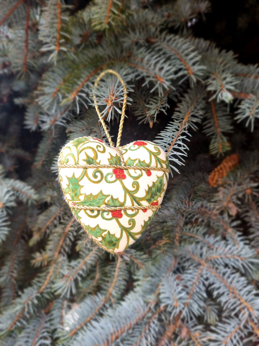 Ornament pom de Crăciun cu nume - - Artynos.ro Ornament pom de Crăciun cu nume - - Artynos.ro