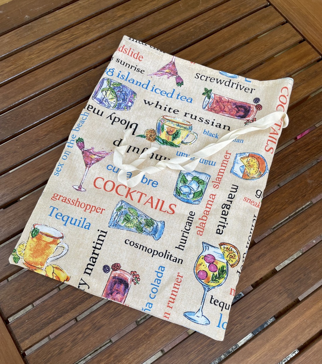 Pungă de pâine cu cocktail - - Artynos.ro Pungă de pâine cu cocktail - - Artynos.ro