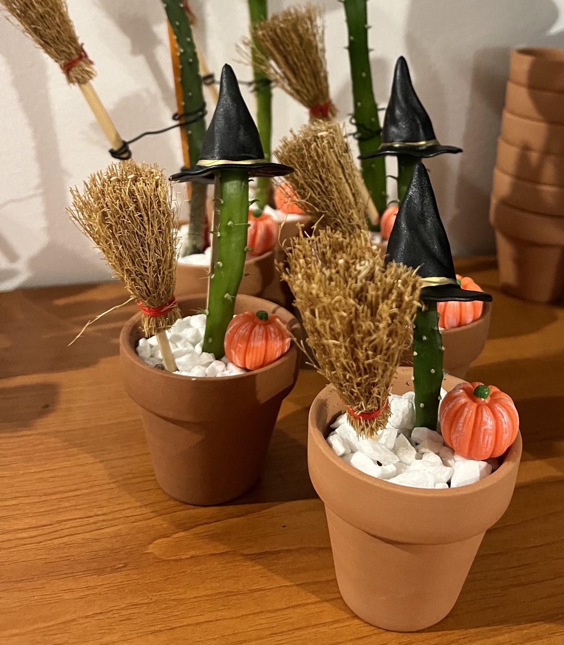 Cactus Vrăjitoare Mic - casă & stil de viață - accesorii pentru decorat casa - halloween - tot ce ai nevoie pentru petrecere! - ornamente de halloween - Artynos.ro Cactus Vrăjitoare Mic - casă & stil de viață - accesorii pentru decorat casa - halloween - tot ce ai nevoie pentru petrecere! - ornamente de halloween - Artynos.ro