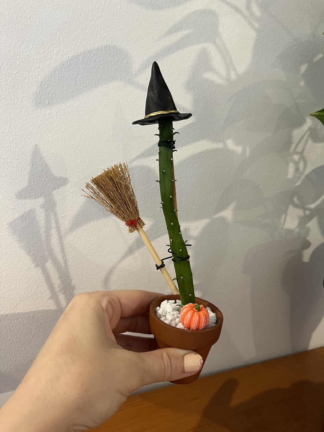 Cactus Vrăjitoare  - casă & stil de viață - accesorii pentru decorat casa - halloween - tot ce ai nevoie pentru petrecere! - ornamente de halloween - Artynos.ro Cactus Vrăjitoare  - casă & stil de viață - accesorii pentru decorat casa - halloween - tot ce ai nevoie pentru petrecere! - ornamente de halloween - Artynos.ro