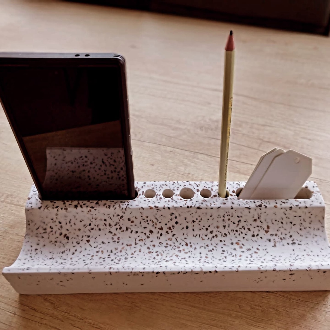 Organizator pentru birou - casă & stil de viață - accesorii pentru decorat casa - decorațiuni de masă și decorațiuni pentru rafturi - decorațiuni de masă - Artynos.ro Organizator pentru birou - casă & stil de viață - accesorii pentru decorat casa - decorațiuni de masă și decorațiuni pentru rafturi - decorațiuni de masă - Artynos.ro