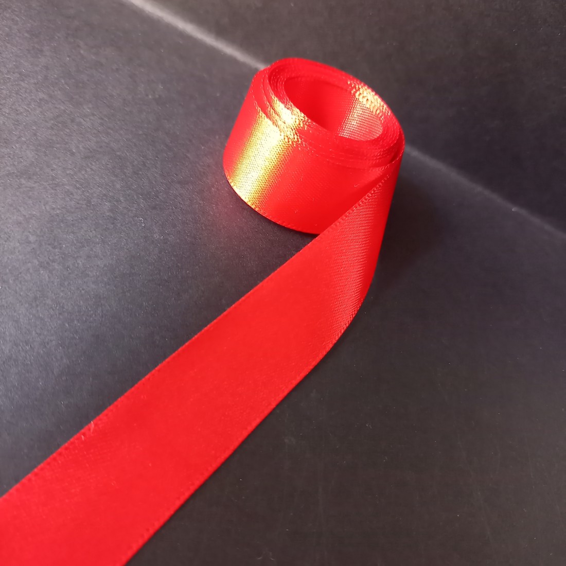 Panglică din satin pentru decorare, cu lățimea de 2 cm  -  - Artynos.ro