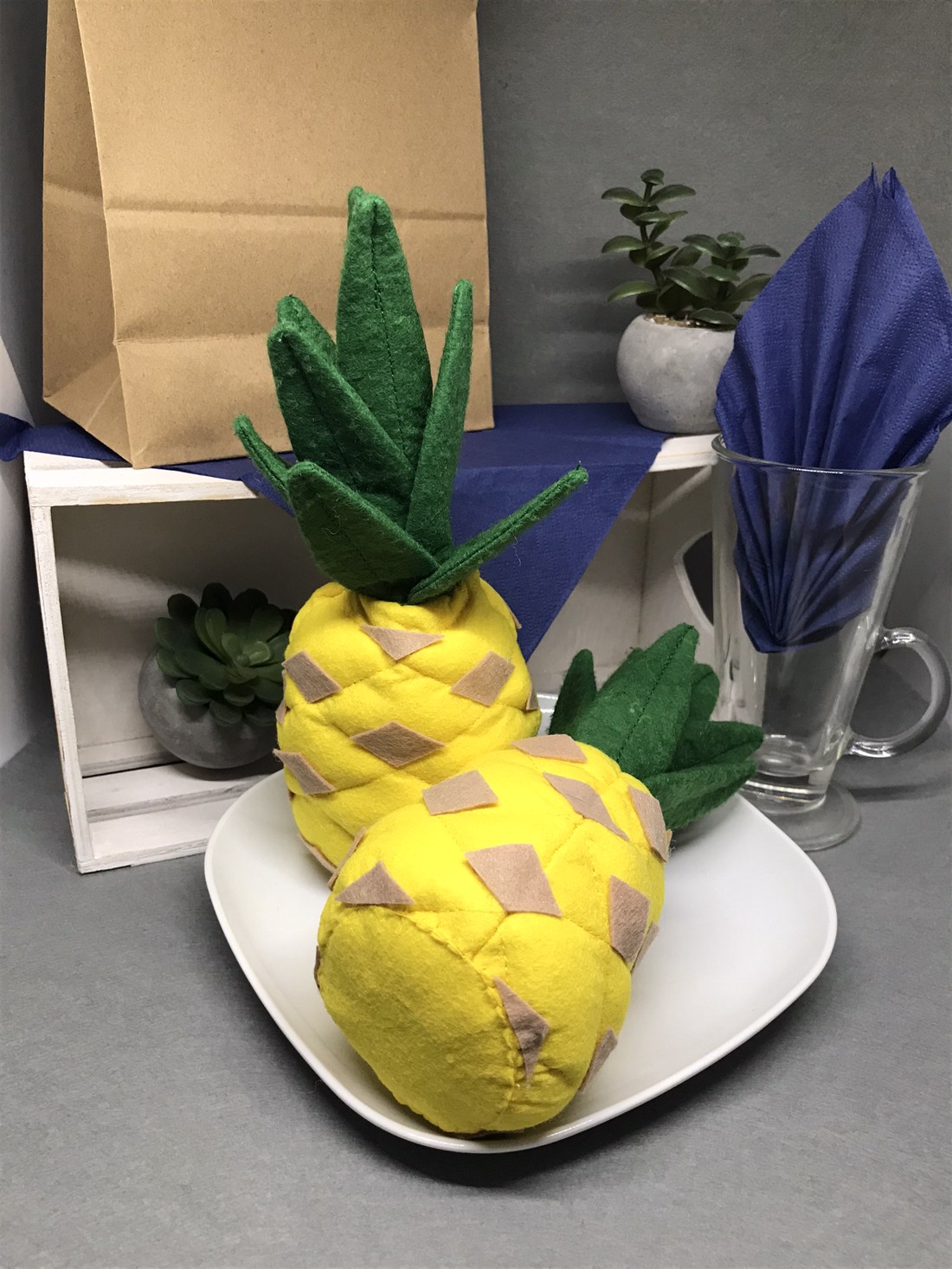 Feluri de mâncare cu file - Ananas -  - Artynos.ro